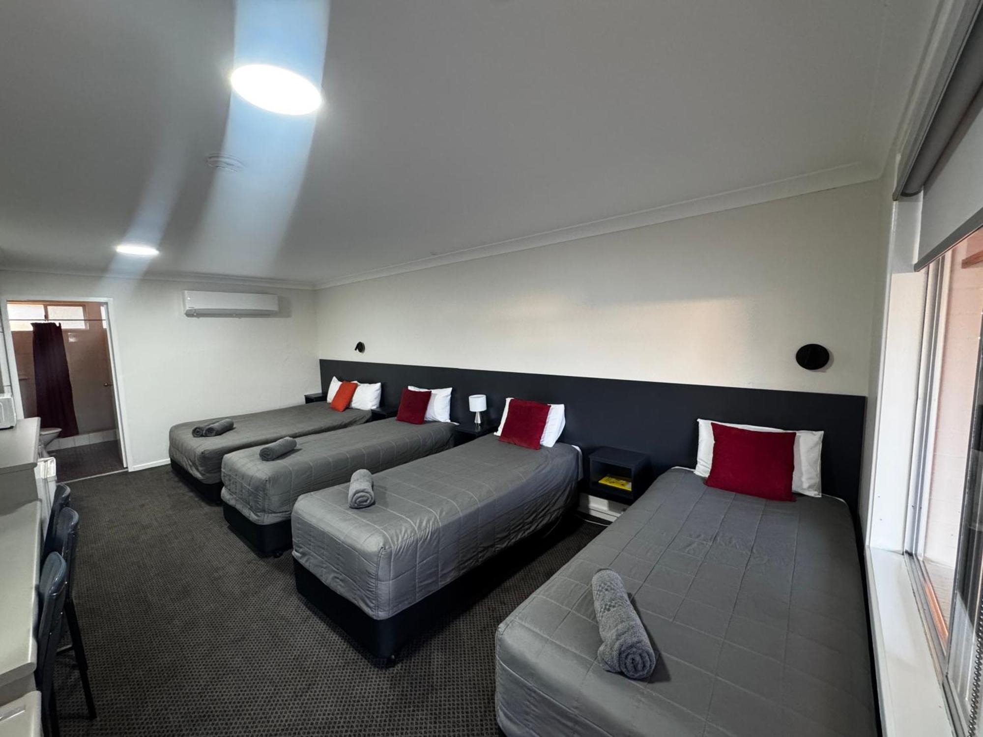 Altona Motel Uralla Buitenkant foto
